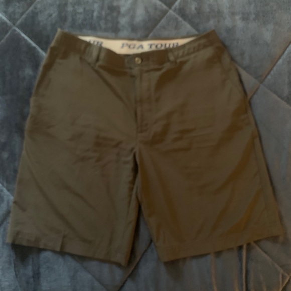 Men’s 34 PGA lightweight black wicking golf shorts - Picture 8 of 8